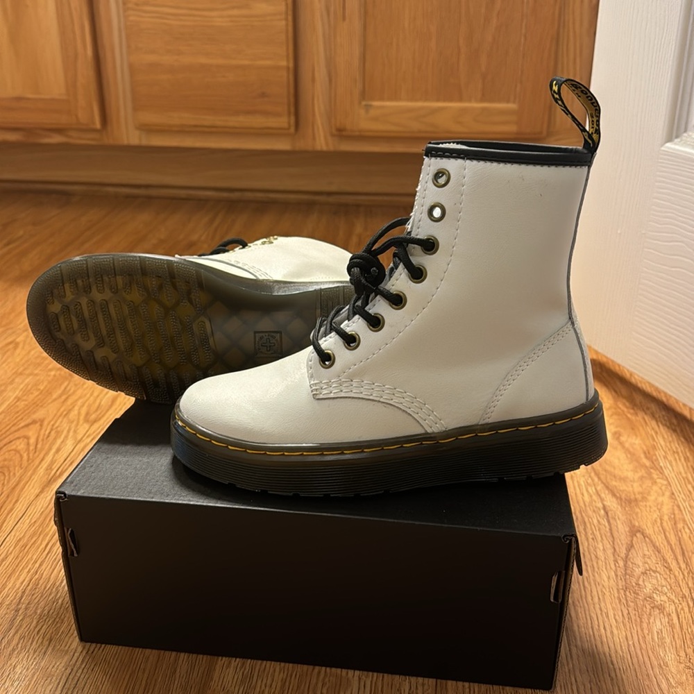 White Leather Dr. Martens / Zavala Casual Combat Boot - Picture 2 of 3